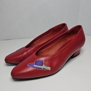 Vintage Allyson Whitmore Red Pumps with Purple Hat Design